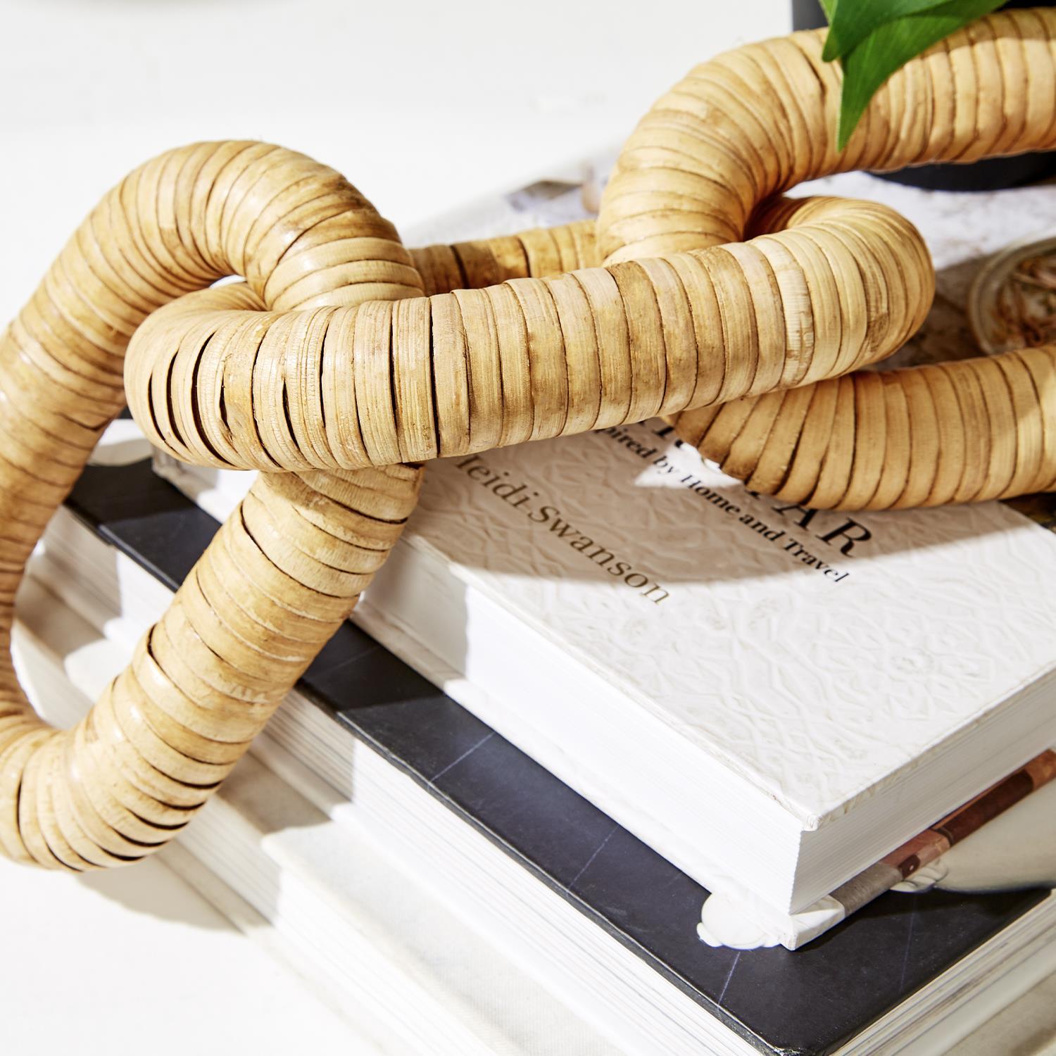 Rattan Links