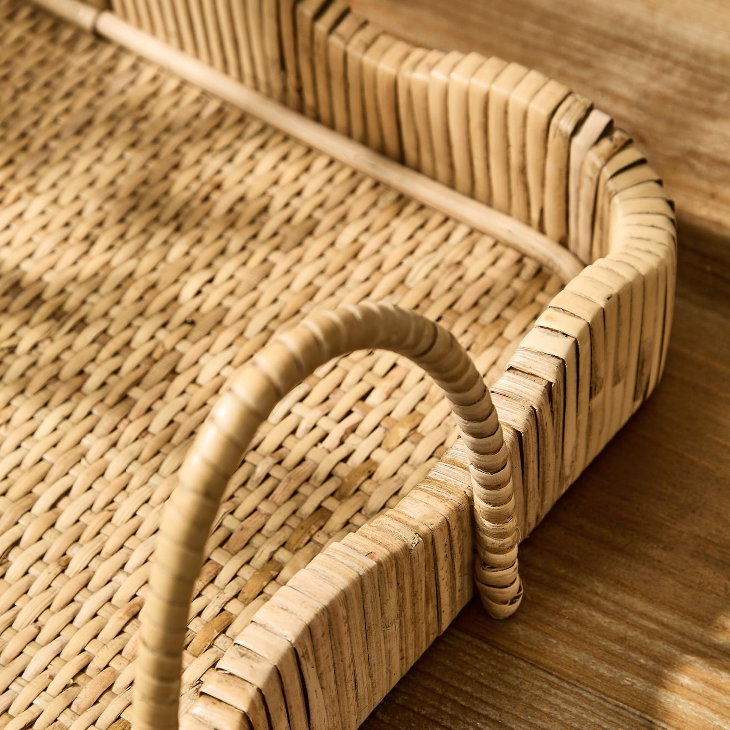 Scalloped Edge Tray