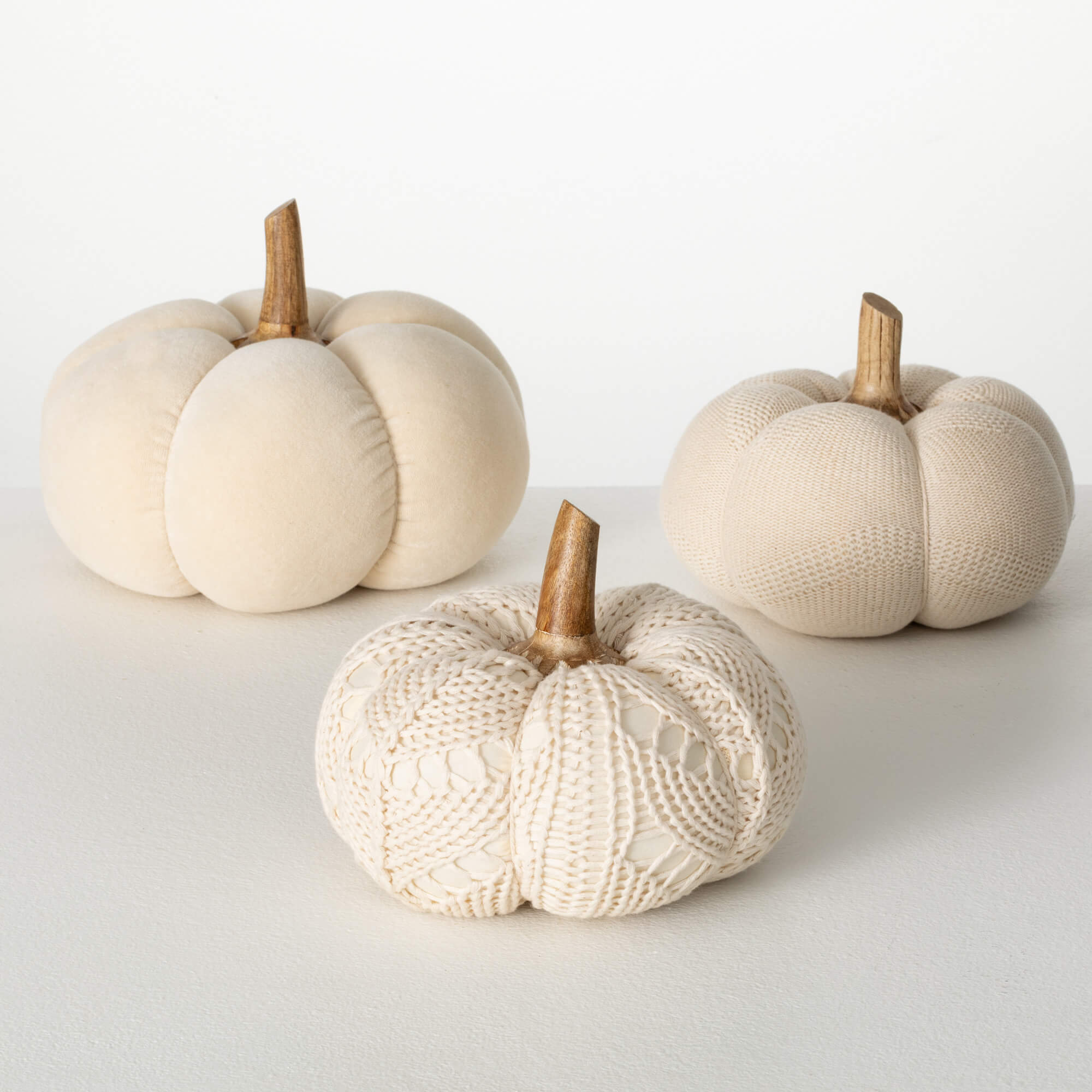 BOHO CREAM PLUSH PUMPKIN - Crochet