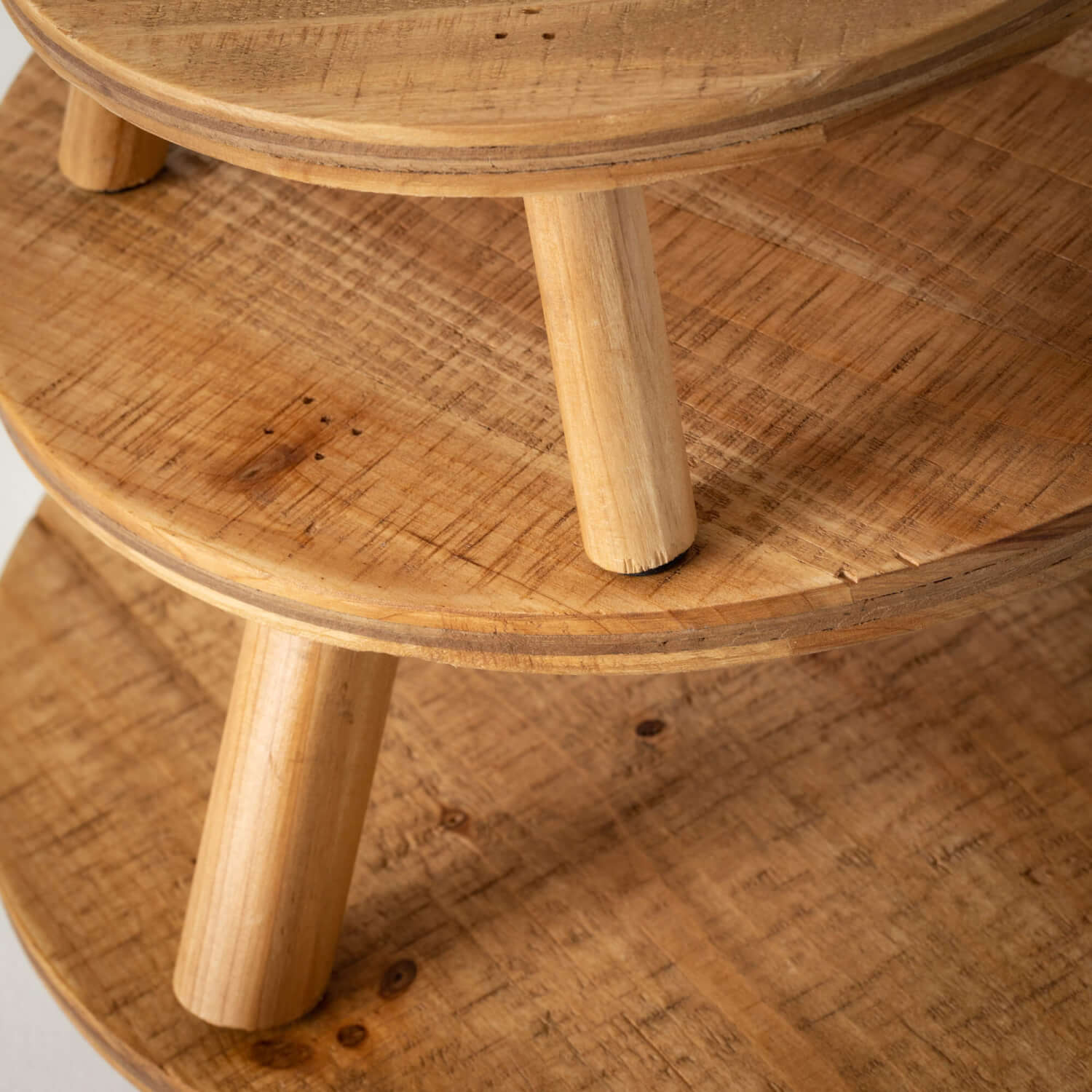 WOOD RISER