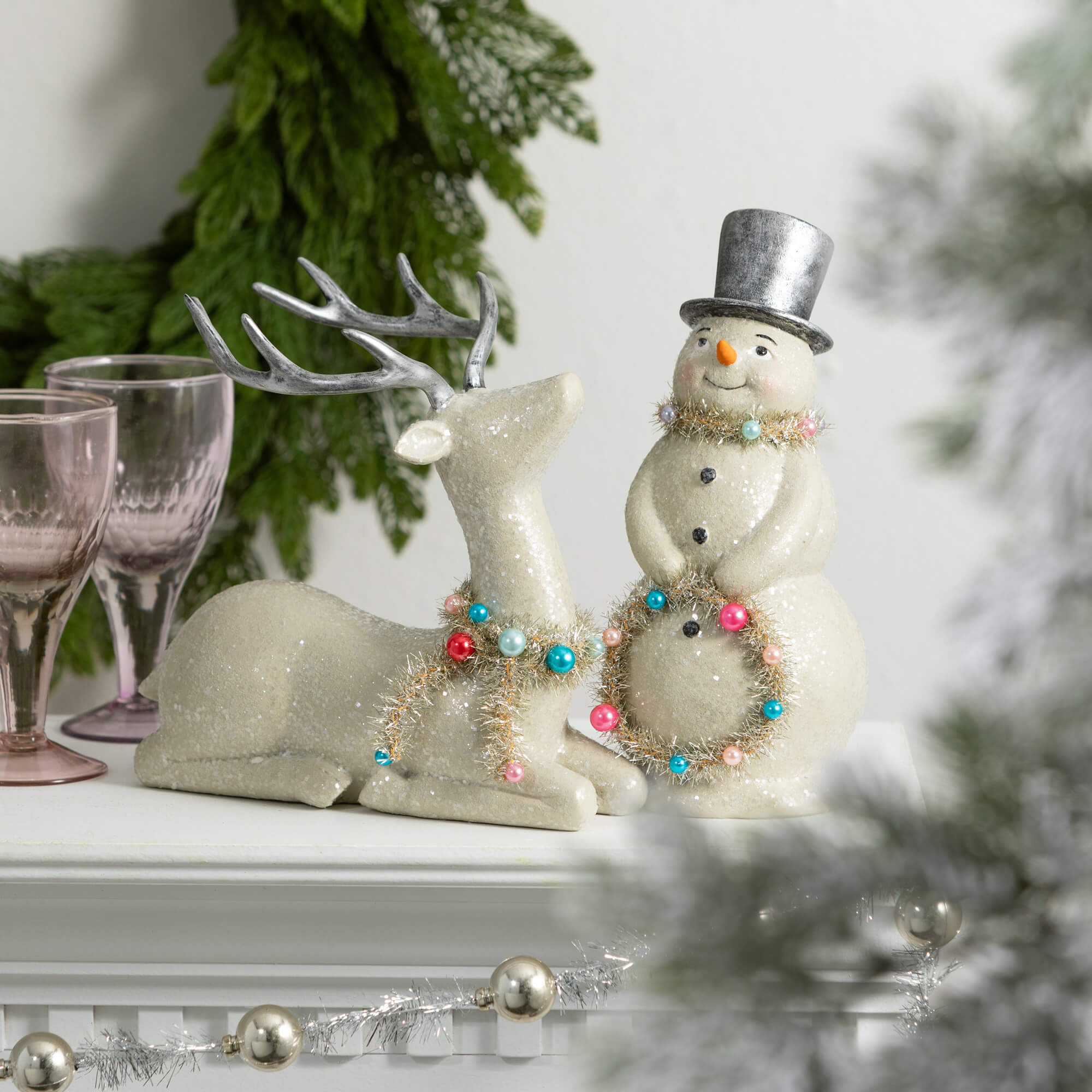 SPARKLE DEER FIGURES