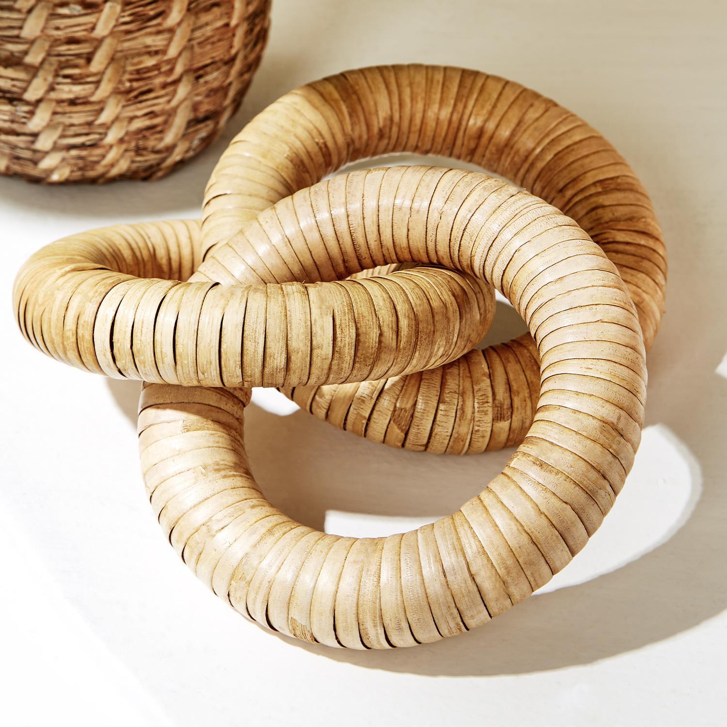 Rattan Links