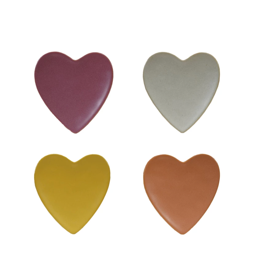 Stoneware Heart-Shaped Dishes S/4