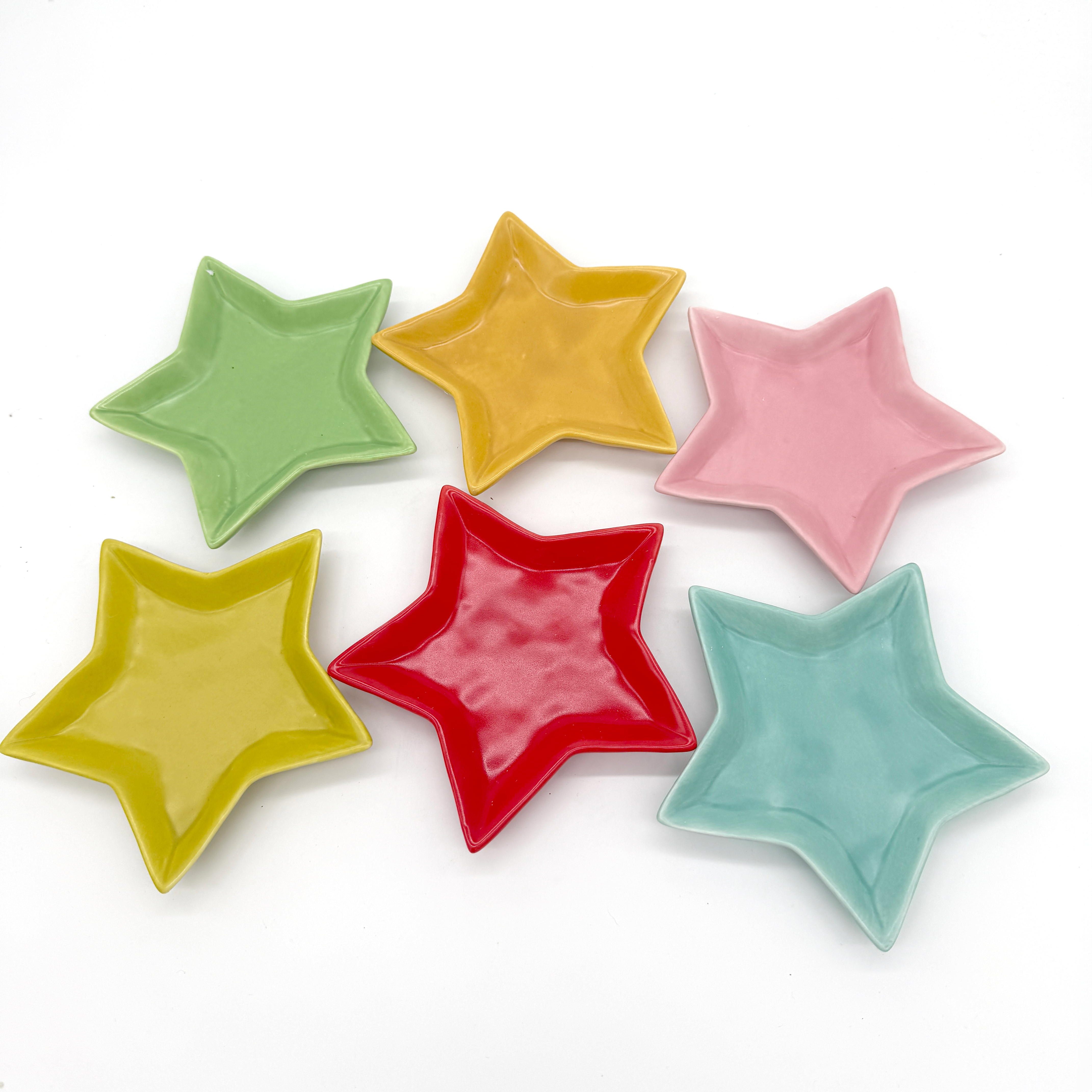 Stoneware Star Dishes S/4