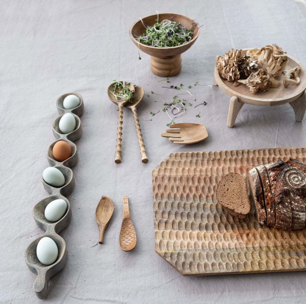 Mango Wood Platter with Stand – 11.5"