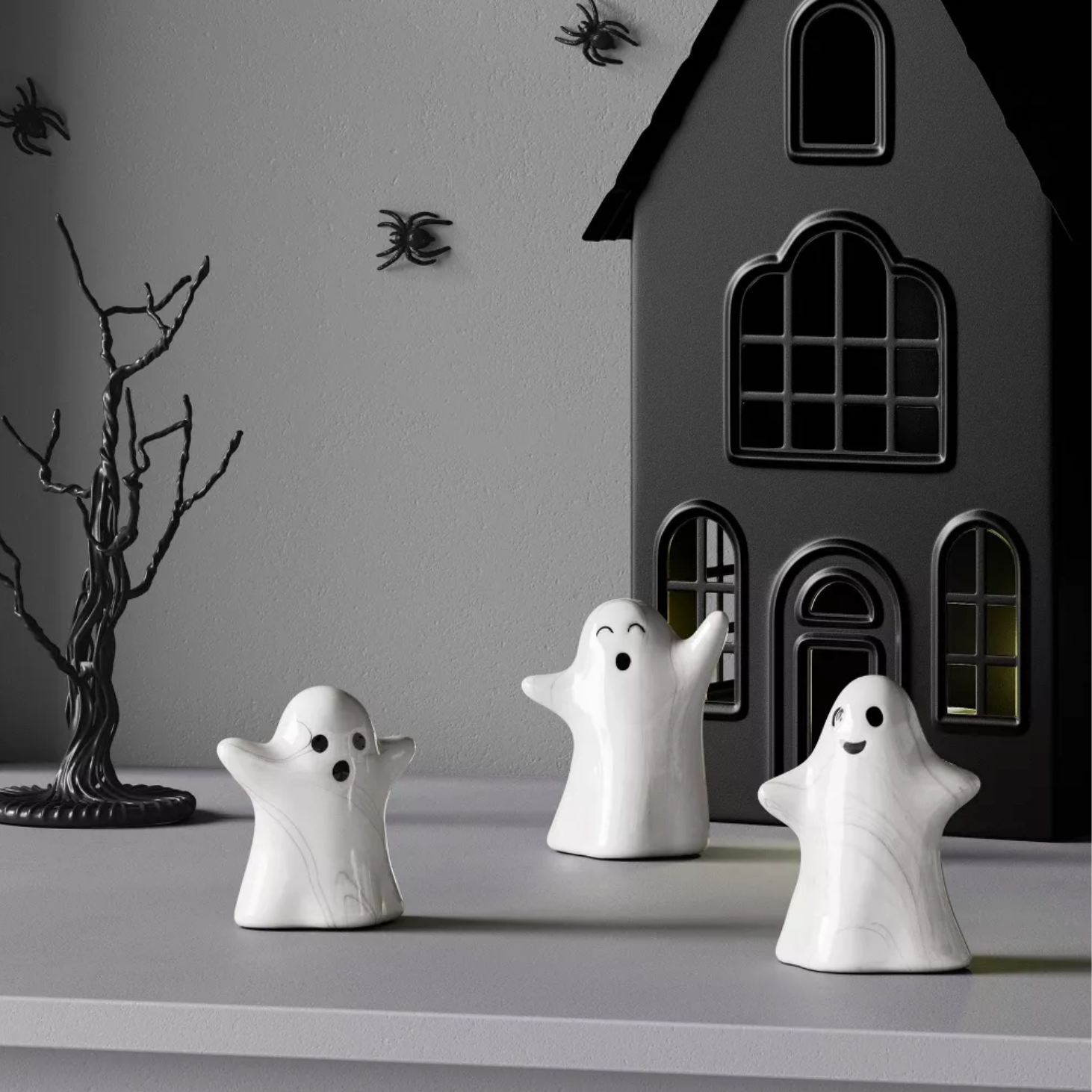 3pc Ceramic Mantle Ghost Accent Set