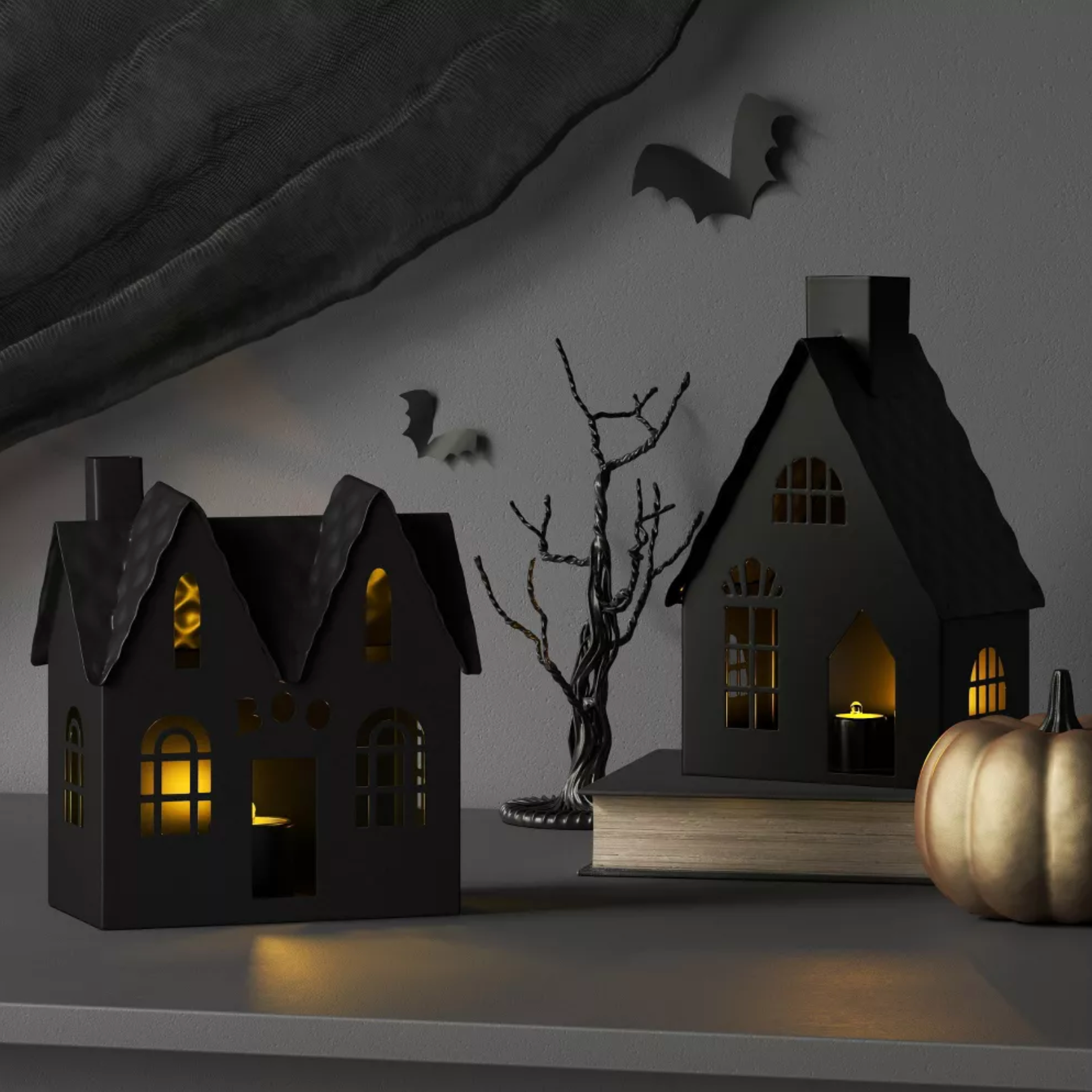 METAL BOO HOUSE