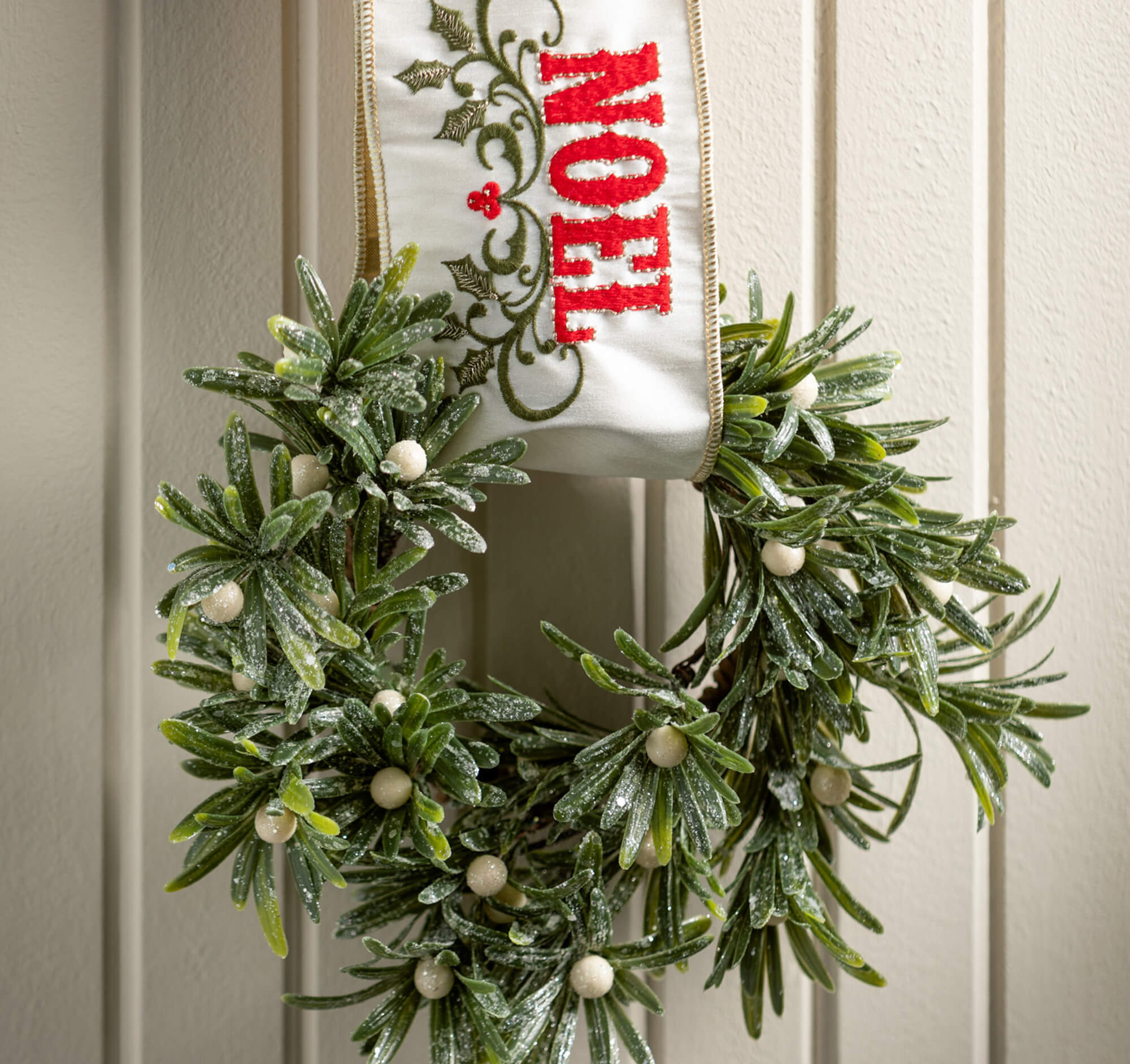 4.5" MISTLETOE RING