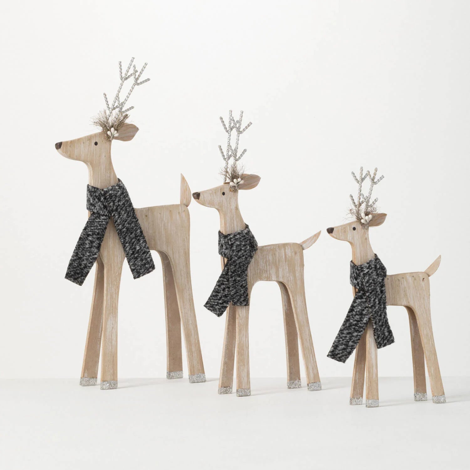 WOOD DEER FIGURINES