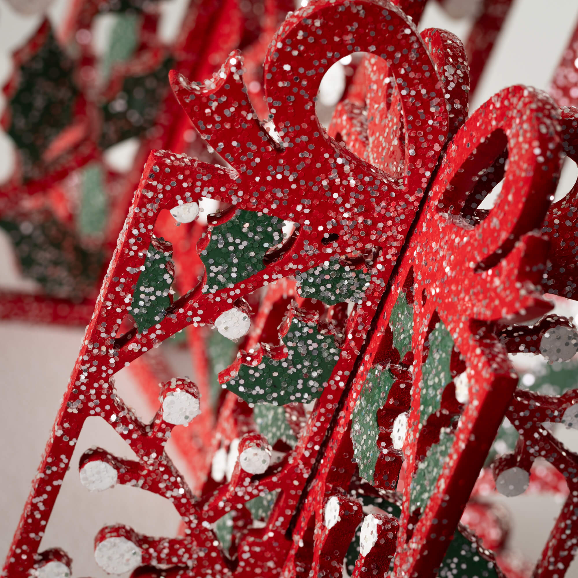 STANDING RED PRESENT