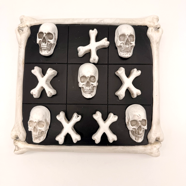 Skull & Bones Tic-Tac-Toe